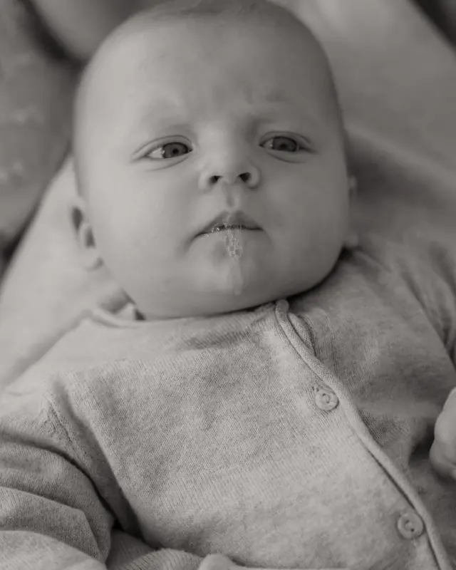 Growing family 🥹🫧🤍 

#babyshooting #familyshooting #tageslichtstudio #newborn #twins #lookslikefilmkids #authentischenewbornfotografie #bielefeld #osnabrück #herford #familymoments #familienshooting #nrw